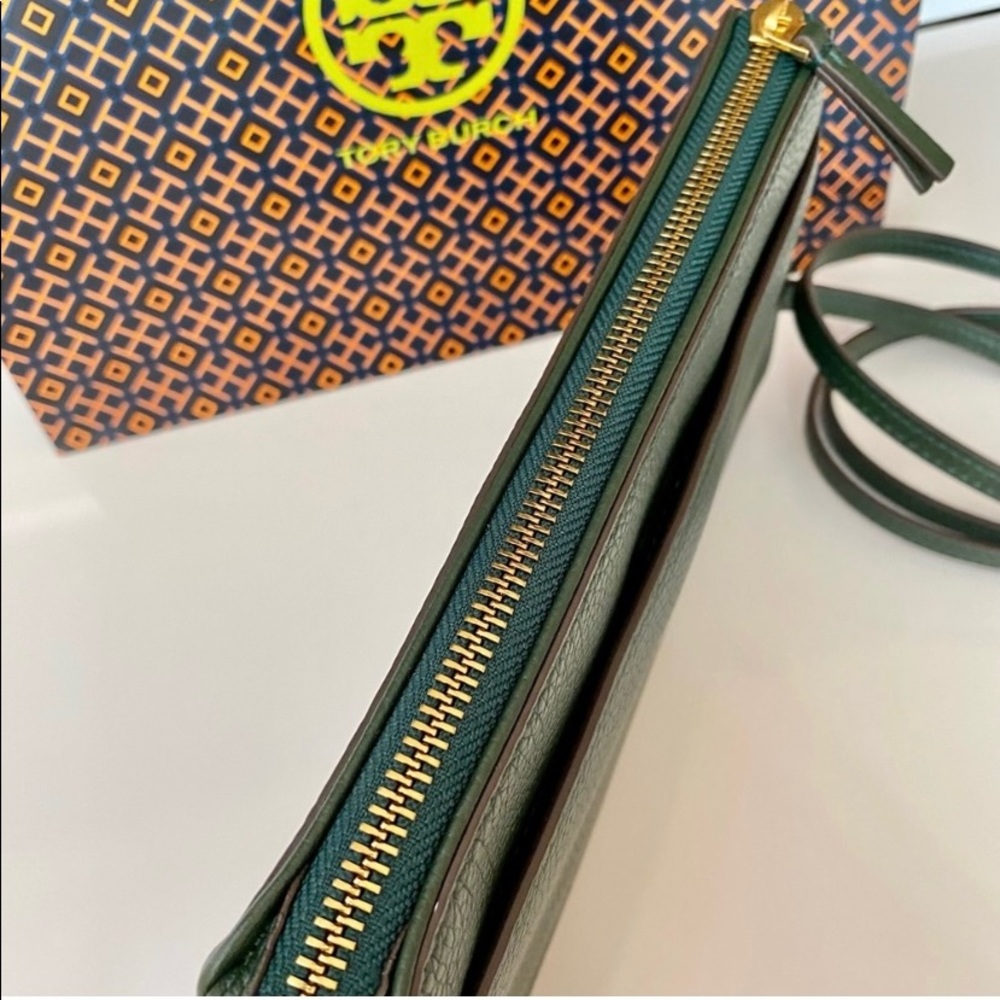 🍀🌼NEW🌼Tory Burch crossbody bag/shoulder bag/green/leather - Picture 4 of 6